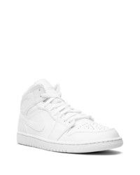 Baskets montantes en cuir blanches Jordan