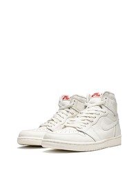 Baskets montantes en cuir blanches Jordan