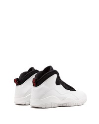 Baskets montantes en cuir blanches Jordan