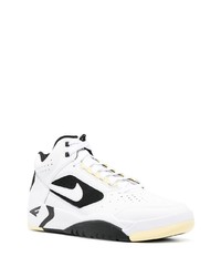 Baskets montantes en cuir blanches Nike