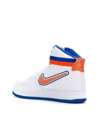 Baskets montantes en cuir blanches Nike