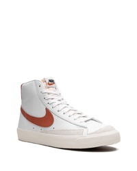 Baskets montantes en cuir blanches Nike