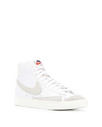 Baskets montantes en cuir blanches Nike