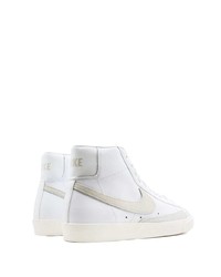 Baskets montantes en cuir blanches Nike