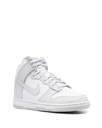 Baskets montantes en cuir blanches Nike