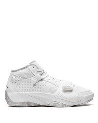 Baskets montantes en cuir blanches Jordan