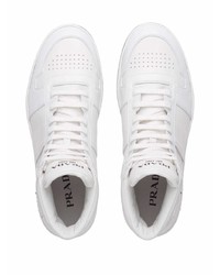 Baskets montantes en cuir blanches Prada