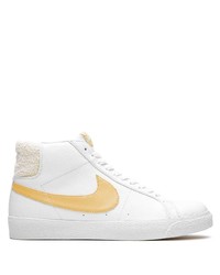 Baskets montantes en cuir blanches Nike