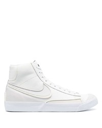 Baskets montantes en cuir blanches Nike