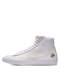 Baskets montantes en cuir blanches Nike