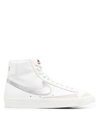 Baskets montantes en cuir blanches Nike