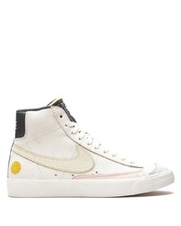 Baskets montantes en cuir blanches Nike