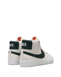 Baskets montantes en cuir blanches Nike