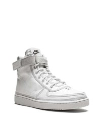 Baskets montantes en cuir blanches Nike