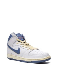 Baskets montantes en cuir blanches Nike