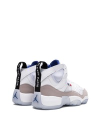 Baskets montantes en cuir blanches Jordan