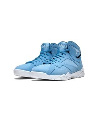 Baskets montantes en cuir bleu clair Jordan