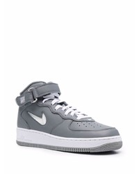 Baskets montantes en cuir gris foncé Nike