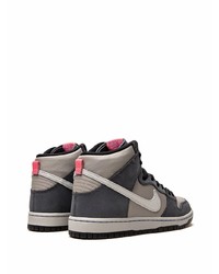 Baskets montantes en cuir gris foncé Nike