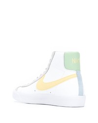 Baskets montantes en cuir imprimées blanches Nike