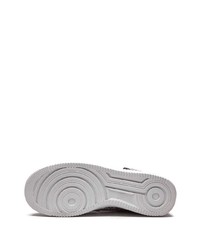 Baskets montantes en cuir imprimées grises Nike