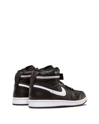 Baskets montantes en cuir noires et blanches Jordan