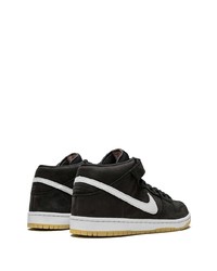 Baskets montantes en cuir noires et blanches Nike