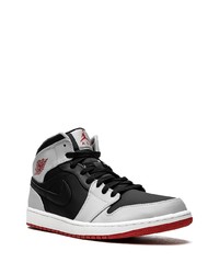 Baskets montantes en cuir noires Jordan