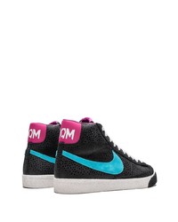 Baskets montantes en cuir noires Nike