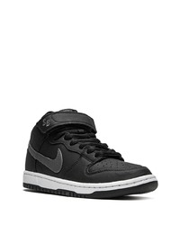 Baskets montantes en cuir noires Nike