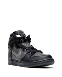 Baskets montantes en cuir noires Nike