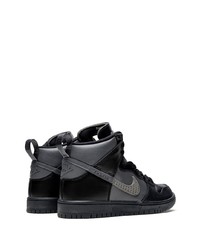 Baskets montantes en cuir noires Nike