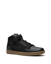 Baskets montantes en cuir noires Nike