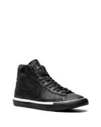 Baskets montantes en cuir noires Nike