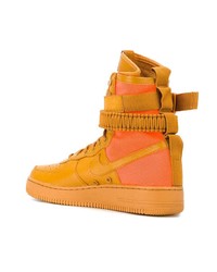 Baskets montantes en cuir orange Nike