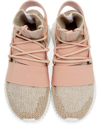 Baskets montantes en cuir roses adidas