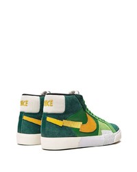 Baskets montantes en cuir vert foncé Nike