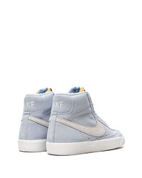 Baskets montantes en daim bleu clair Nike