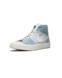 Baskets montantes en daim bleu clair Nike