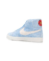 Baskets montantes en daim bleu clair Nike