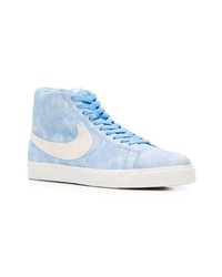 Baskets montantes en daim bleu clair Nike