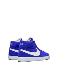 Baskets montantes en daim bleu marine et blanc Nike