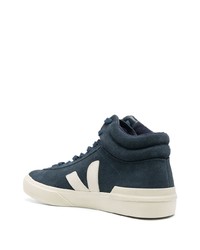 Baskets montantes en daim bleu marine et blanc Veja