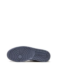 Baskets montantes en daim bleu marine Jordan