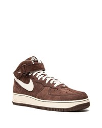 Baskets montantes en daim marron foncé Nike