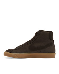 Baskets montantes en daim marron foncé Nike