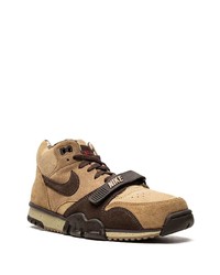 Baskets montantes en daim marron Nike