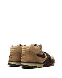 Baskets montantes en daim marron Nike