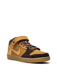 Baskets montantes en daim marron Nike