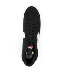 Baskets montantes en daim noires et blanches Nike